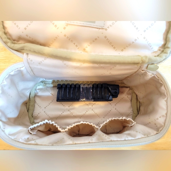 BVLGARI Emirates Toiletries Bag - Picture 7 of 15